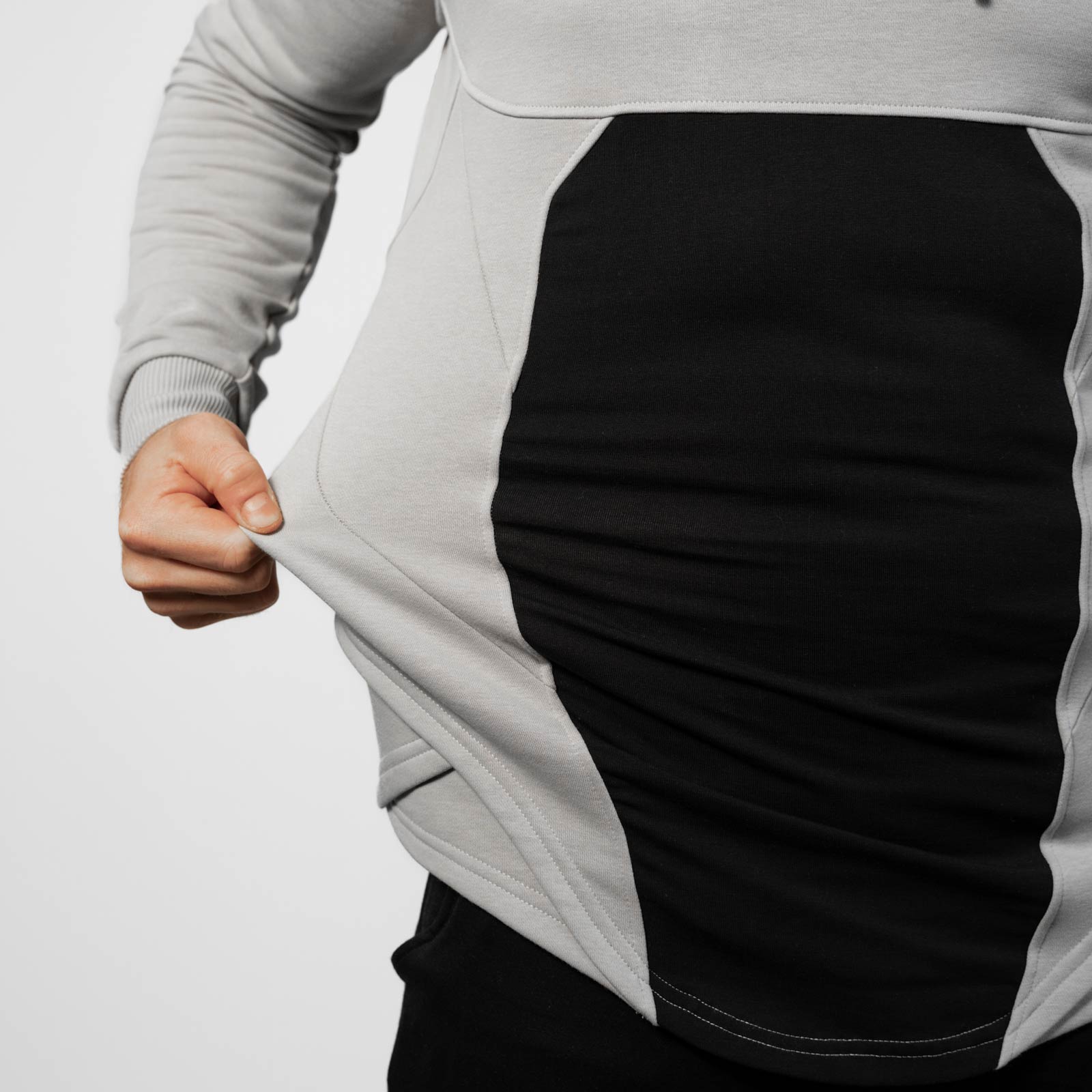 THE ALPHA Ultimate Muscle Fit Pullover