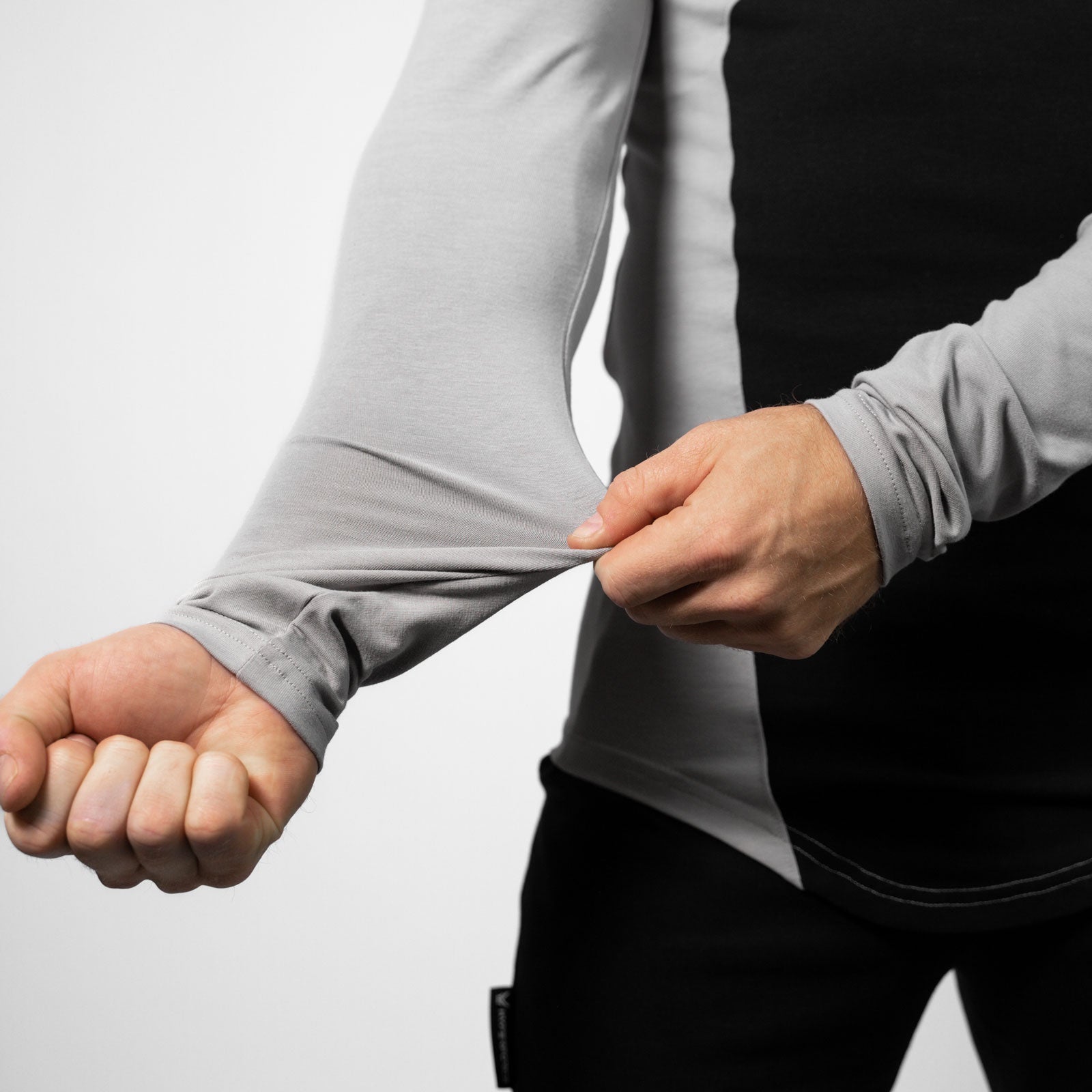 THE WARRIOR Ultimate Muscle Fit Langarm T-Shirt