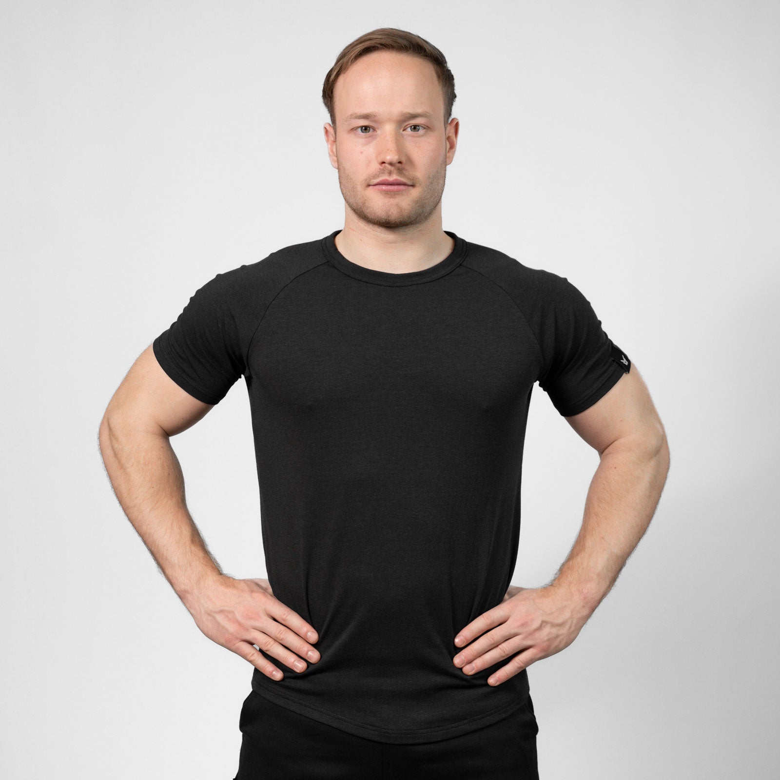 Muscle Fit T-Shirt – schwarz