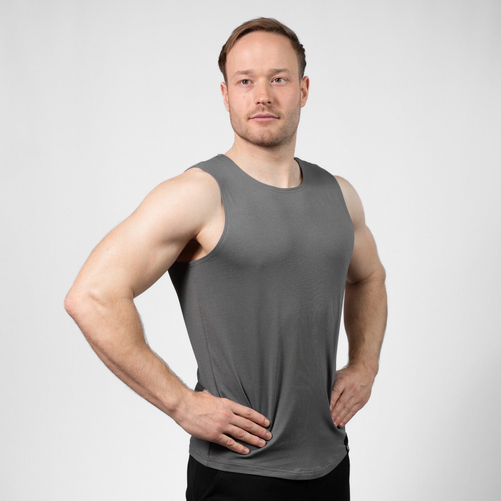 Muscle Fit Tank Top – dunkelgrau