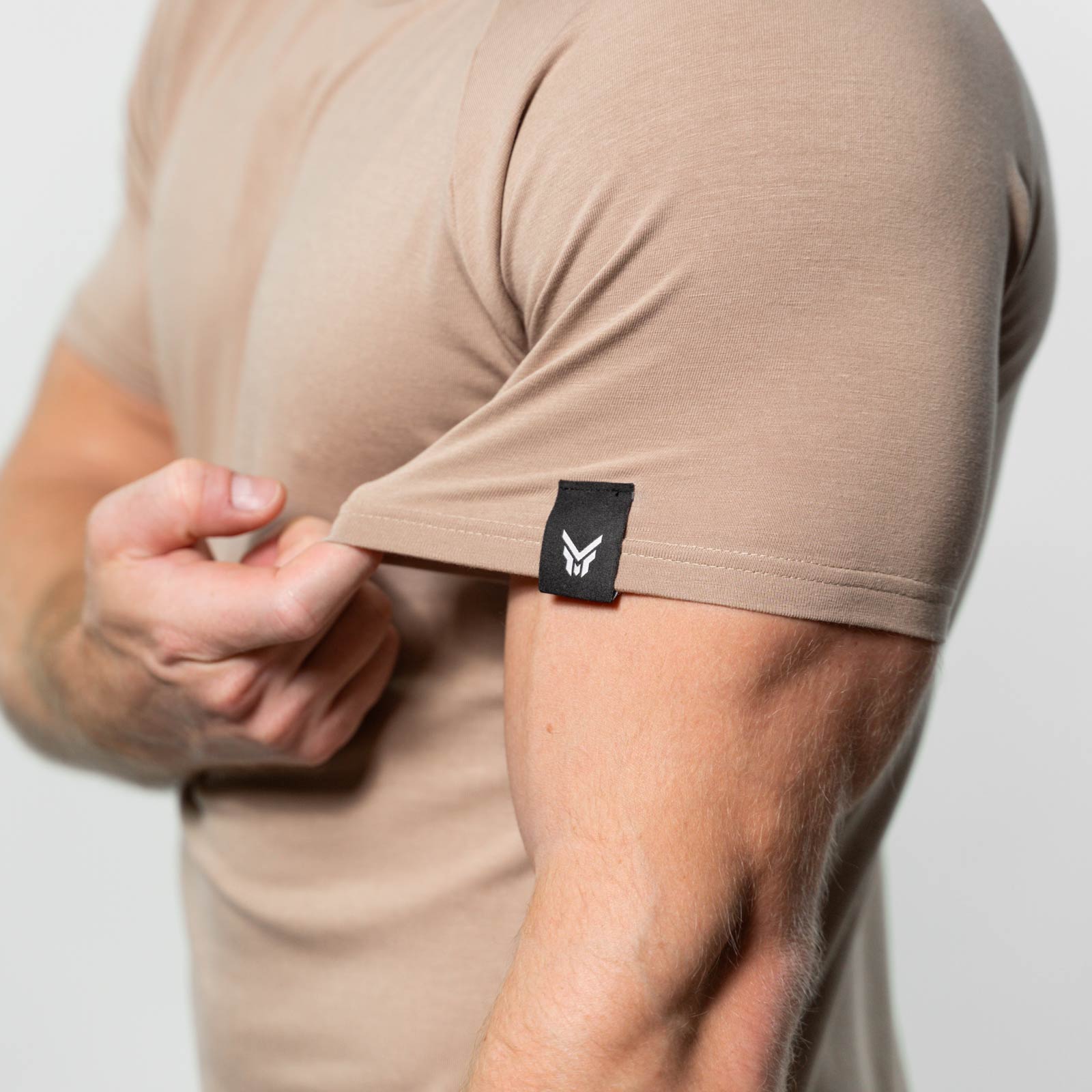 Muscle Fit T-Shirt – Taupe