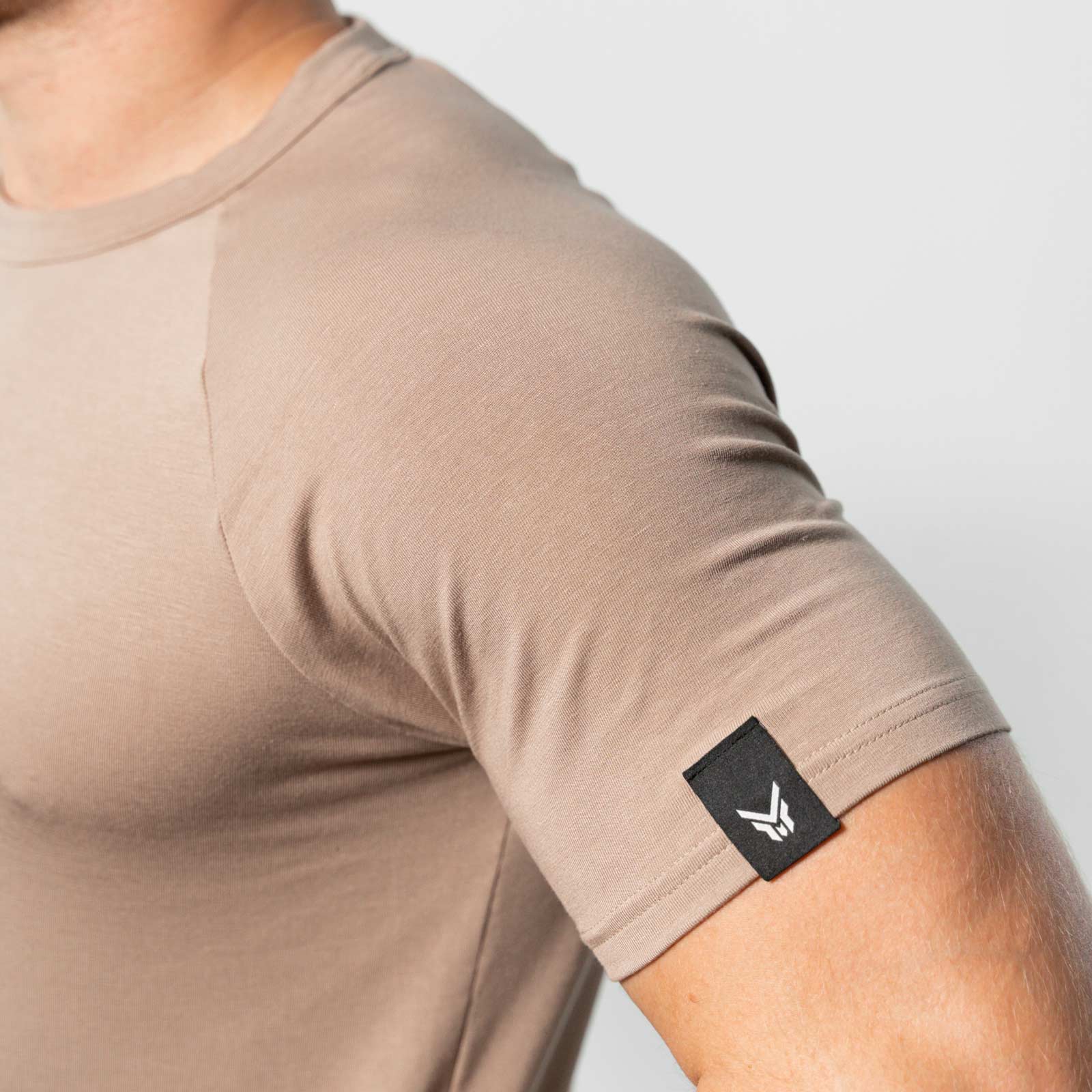 Muscle Fit T-Shirt – Taupe