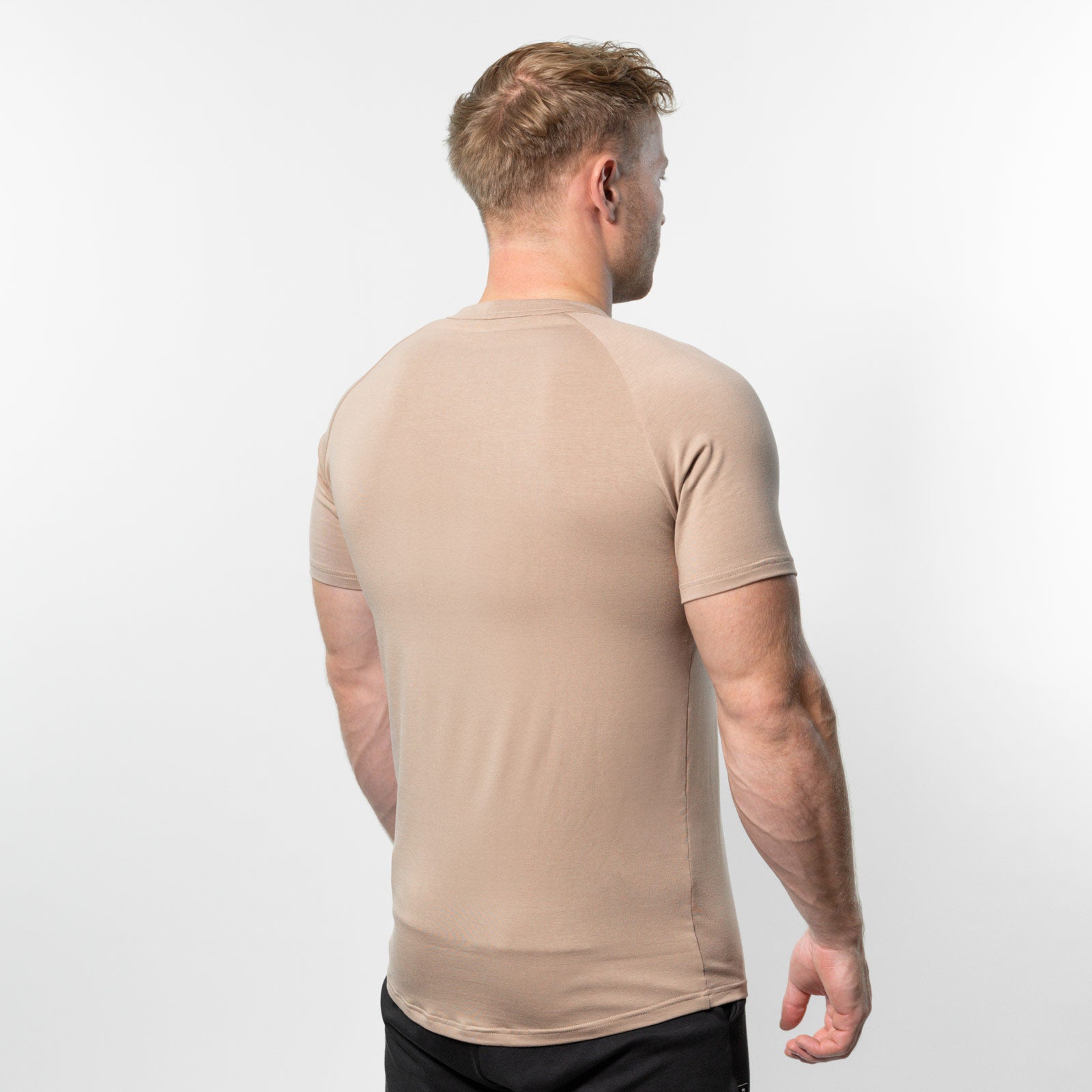 Muscle Fit T-Shirt – Taupe